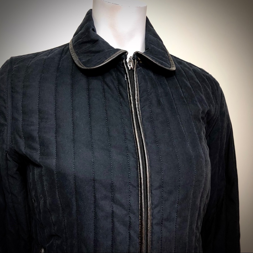 Weatherproof jacket - Picture 2 of 8